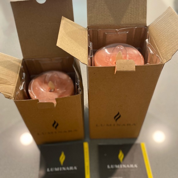 Luminara Flameless pillar candles- Peach - Picture 2 of 9